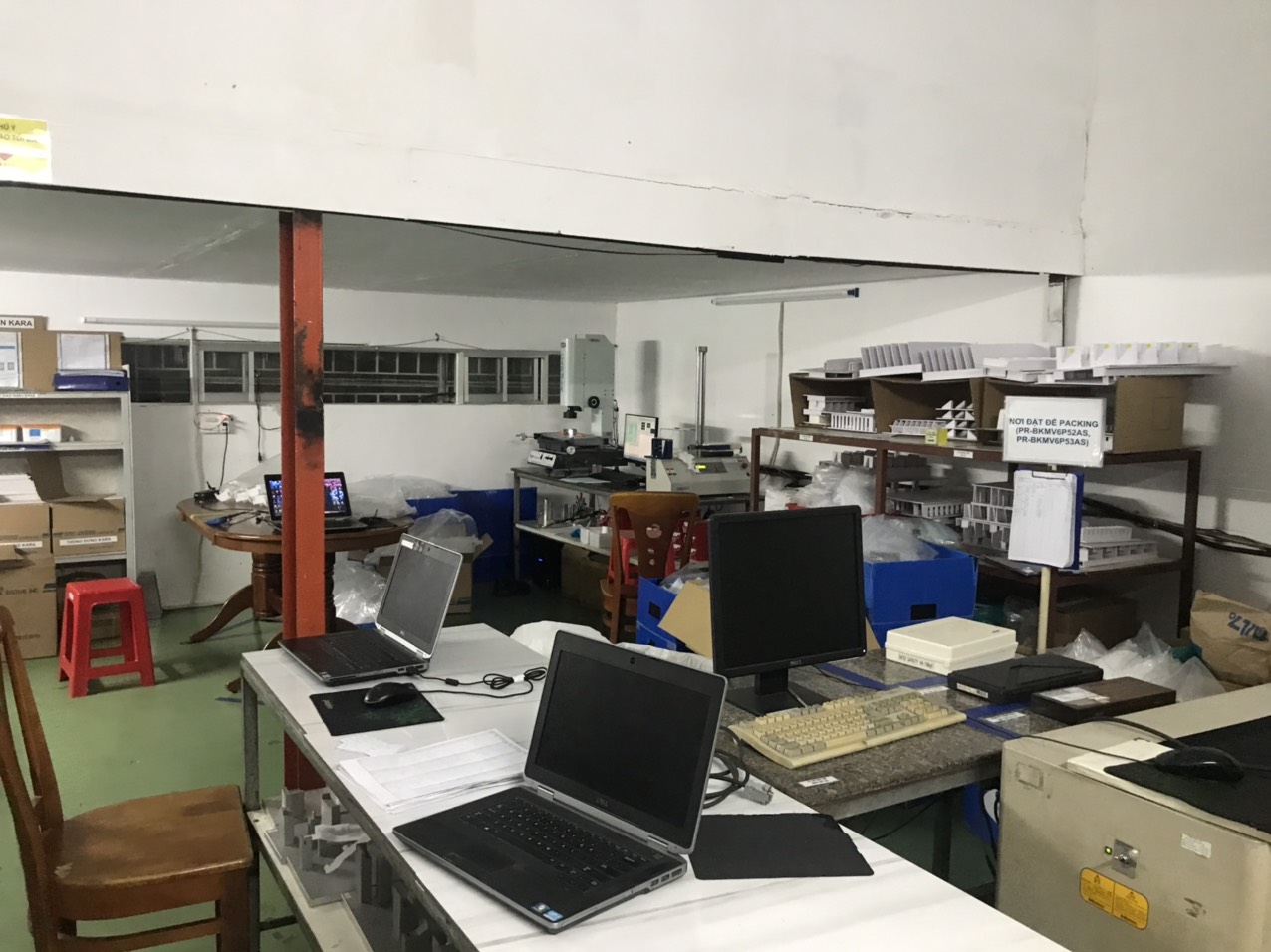 office (3).jpg